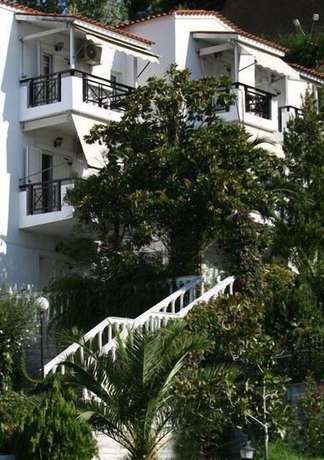 Imagen general del Hotel Dennis. Foto 2