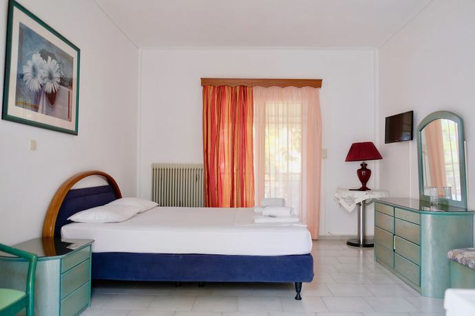 Imagen de la habitación del Hotel Dennis. Foto 9