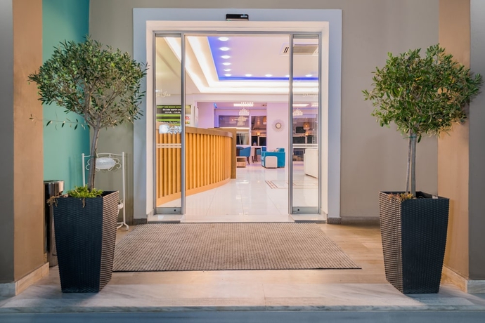 Imagen de los interiores del Hotel Denny\'s Inn. Foto 8