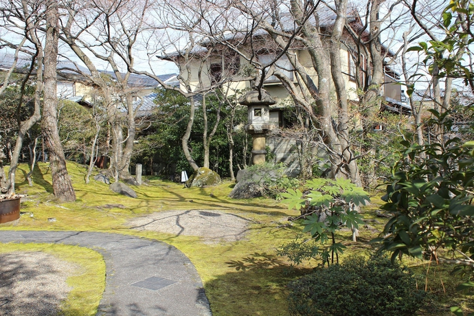 Imagen de los exteriores del Hotel Denshin-An. Foto 10