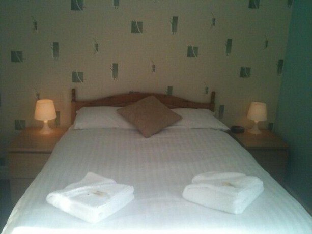 Imagen de la habitación del Hotel Denville. Foto 9