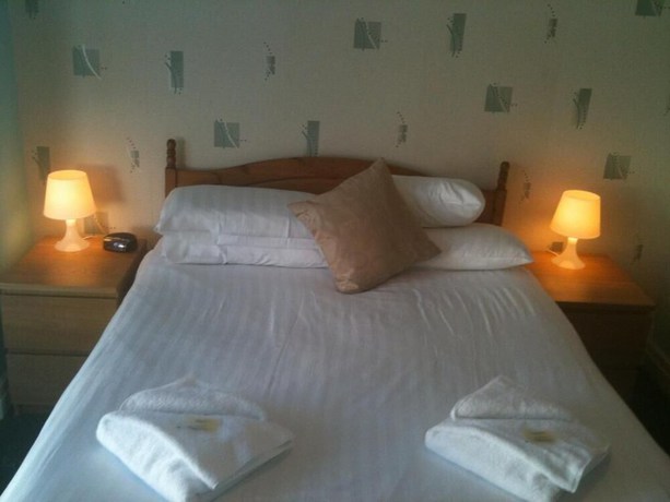 Imagen de la habitación del Hotel Denville. Foto 13