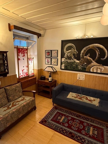Imagen de la habitación del Hotel Deodar Manor - A Luxury Stay in Khajjiar. Foto 11