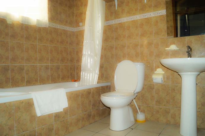 Imagen de la habitación del Hotel Deon. Foto 7