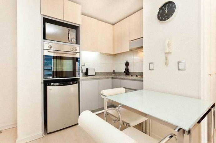 Imagen de la habitación del Hotel Departamentos Amoblados Costa Lyon. Foto 3