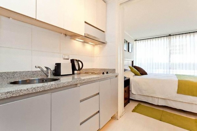 Imagen de la habitación del Hotel Departamentos Amoblados Costa Lyon. Foto 13