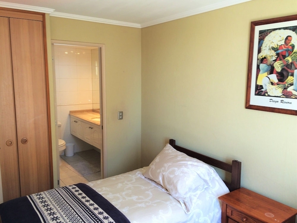 Imagen de la habitación del Hotel Departamentos Amoblados Don Teodoro. Foto 4