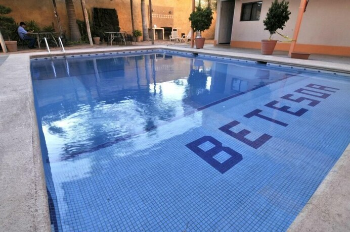 Imagen general del Hotel Departamentos Betesda Esmeralda. Foto 14