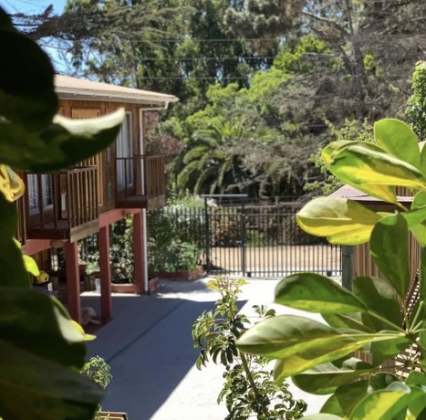 Imagen general del Hotel Departamentos El Yugo. Foto 2