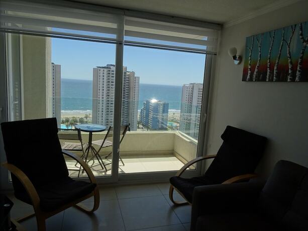 Imagen general del Hotel Departamentos Horizonte. Foto 16
