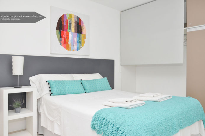 Imagen de la habitación del Hotel Departamentos Lugar. Foto 11