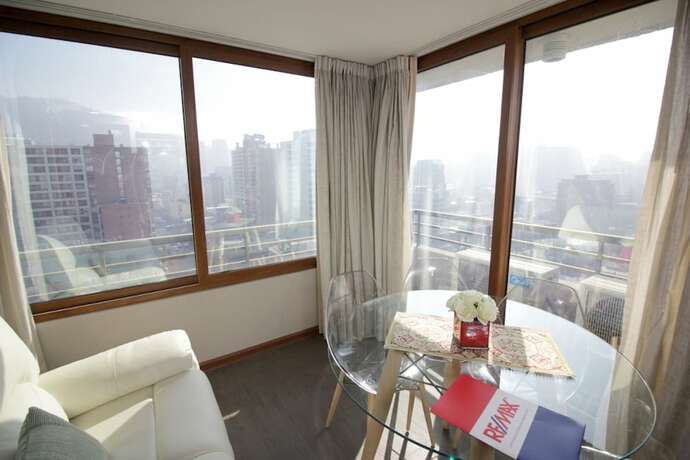 Imagen de la habitación del Hotel Departamentos Providencia Chile. Foto 20