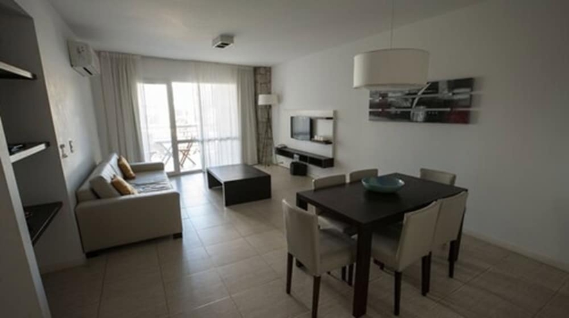 Imagen de la habitación del Hotel Departamentos SEA POINT By DandG. Foto 10