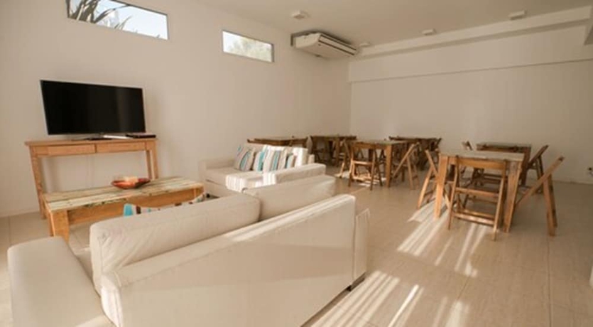 Imagen de los interiores del Hotel Departamentos SEA POINT By DandG. Foto 14