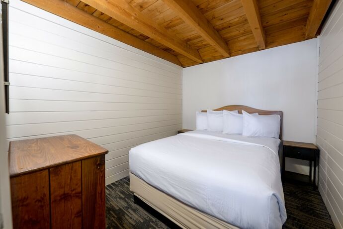 Imagen de la habitación del Hotel Depe Dene Lakeside Resort. Foto 11