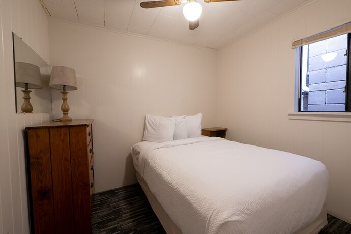 Imagen de la habitación del Hotel Depe Dene Lakeside Resort. Foto 18