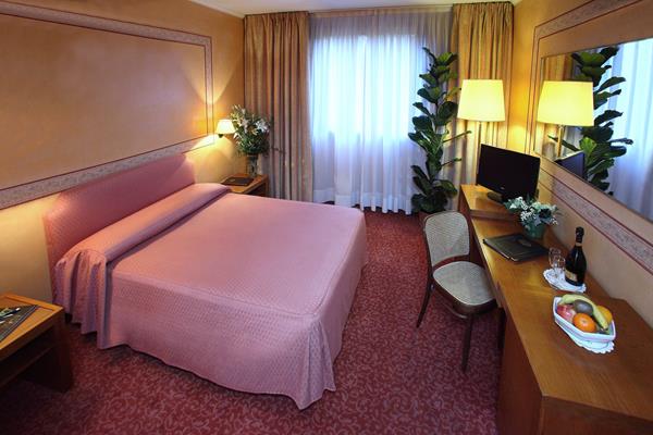 Imagen general del Hotel Dependance Cyrano. Foto 4