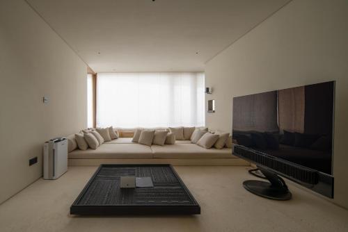 Imagen de la habitación del Hotel Deqin Meri Poodom. Foto 14