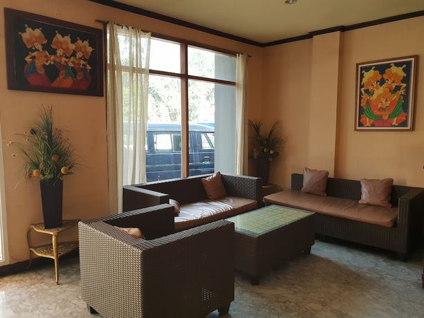 Imagen de los interiores del Hotel Dequr Bandung. Foto 17