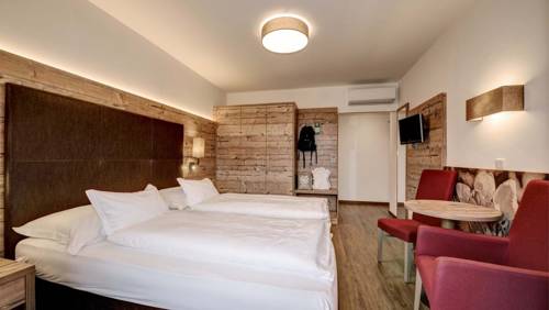 Imagen de la habitación del Hotel Der Heinrichshof. Foto 5