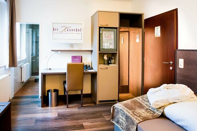 Imagen general del Hotel Der Kaiserhof. Foto 3