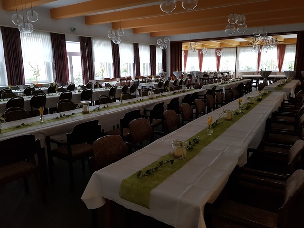 Imagen del bar/restaurante del Hotel Der Quellenhof. Foto 4