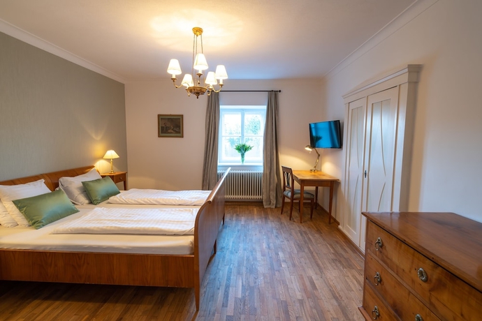 Imagen de la habitación del Hotel Der Schlosswirt Zu Anif - Biedermeier-hotel Und Restaurant. Foto 4