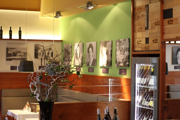 Imagen del bar/restaurante del Hotel Der Stasta. Foto 3