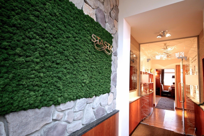 Imagen de los interiores del Hotel Der Stasta. Foto 14