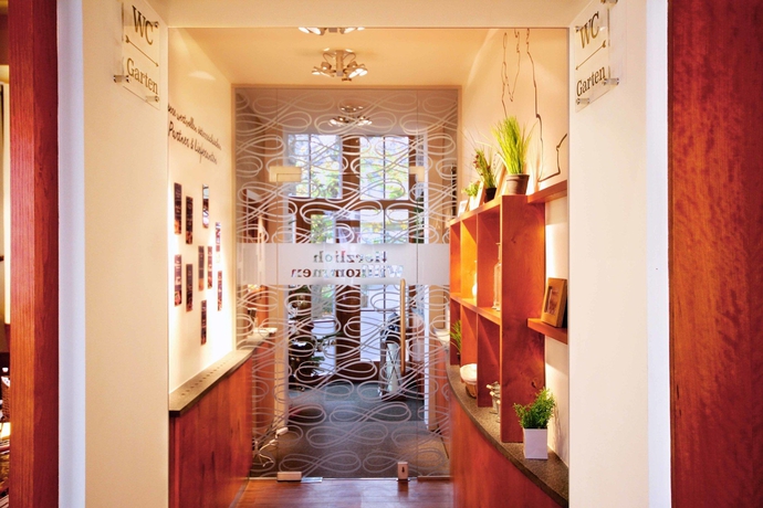 Imagen de los interiores del Hotel Der Stasta. Foto 15