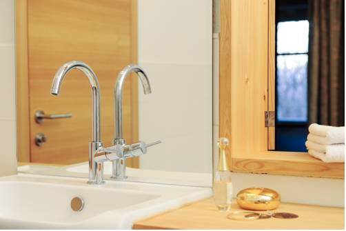 Imagen de la habitación del Hotel Der Stern - Wirtshaus Und Landhotel F&uuml;r Generationen Seit 1509. Foto 14