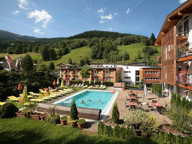 Imagen general del Hotel Der Waldhof. Foto 1