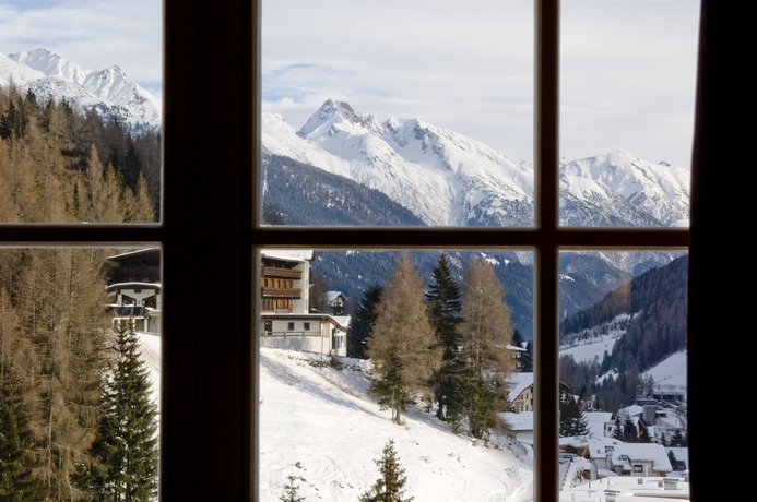 Imagen de la habitación del Hotel Der Waldhof, Sankt Anton Am Arlberg. Foto 10