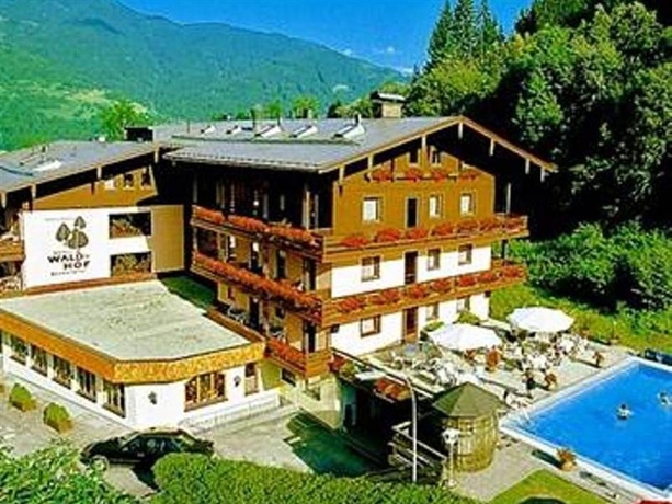 Imagen general del Hotel Der Waldhof, Zell Am See . Foto 5