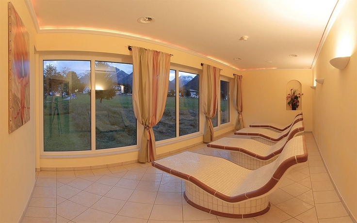 Imagen de la piscina del Hotel Der Wiesenhof. Foto 16