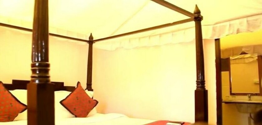 Imagen de la habitación del Hotel Dera Kumbhalgarh. Foto 31