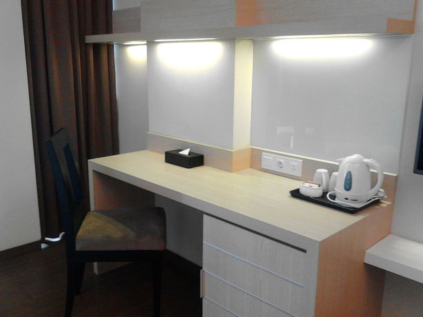 Imagen del bar/restaurante del Hotel De'rain Bandung. Foto 2