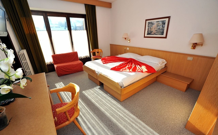 Imagen de la habitación del Hotel Derby, Bormio. Foto 12