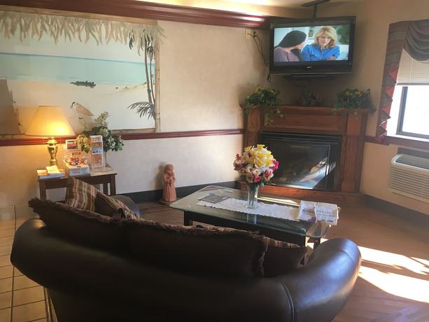 Imagen de los interiores del Hotel Derby Inn and Suites. Foto 18