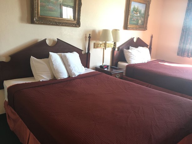 Imagen general del Hotel Derby Inn and Suites. Foto 1