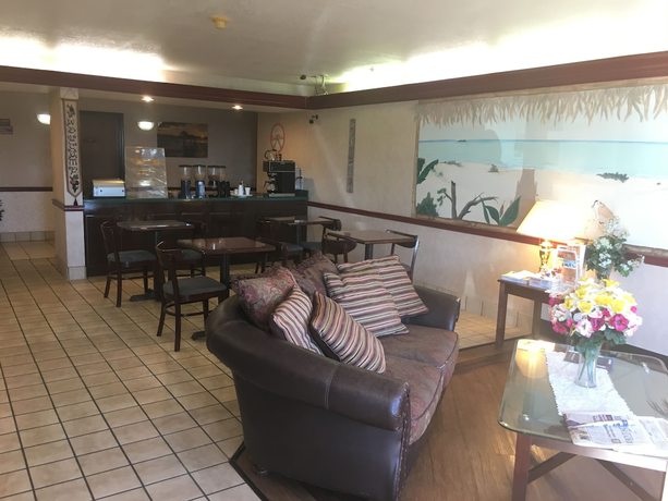 Imagen de los interiores del Hotel Derby Inn and Suites. Foto 20