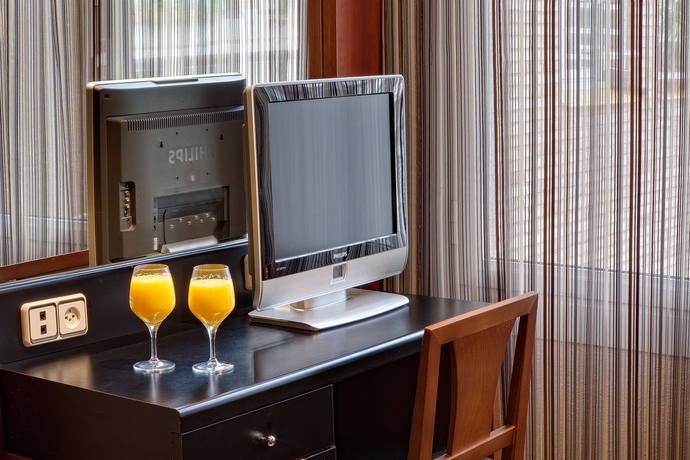 Imagen de la habitación del Hotel Derby, LA DIAGONAL. Foto 5