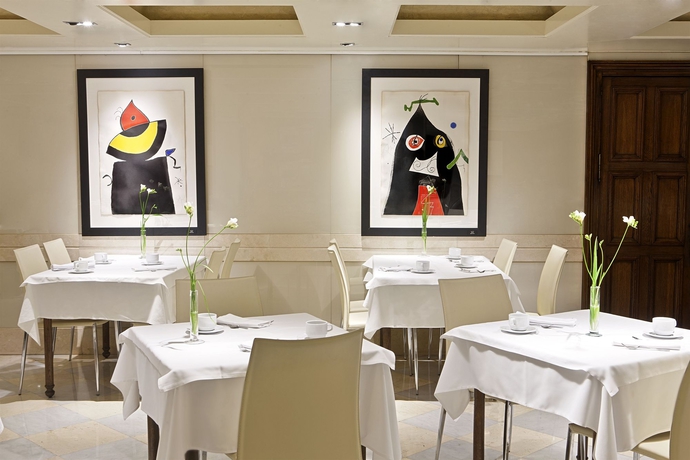 Imagen del bar/restaurante del Hotel Derby, LA DIAGONAL. Foto 4