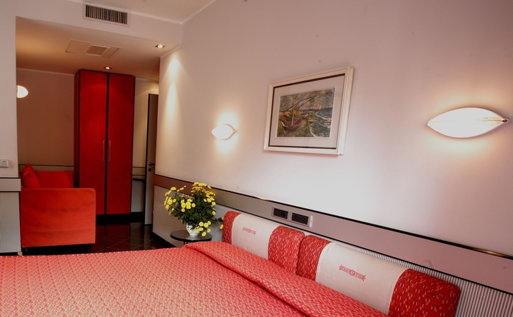 Imagen de la habitación del Hotel Derby, Rimini. Foto 7