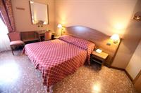 Imagen general del Hotel Derby, Roma. Foto 2
