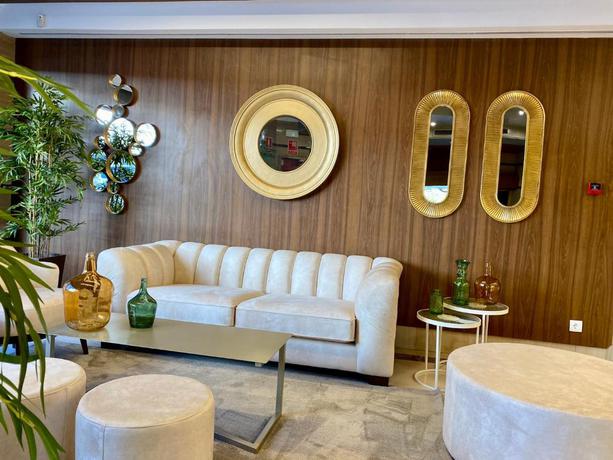 Imagen de los interiores del Hotel Derby Sevilla. Foto 15