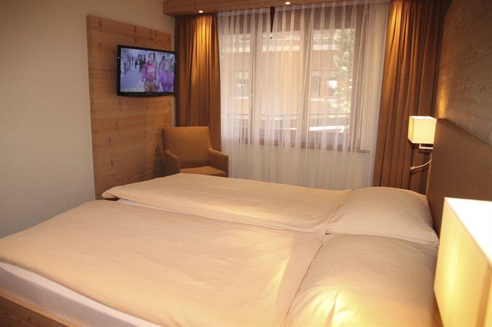 Imagen general del Hotel Derby, Zermatt . Foto 2