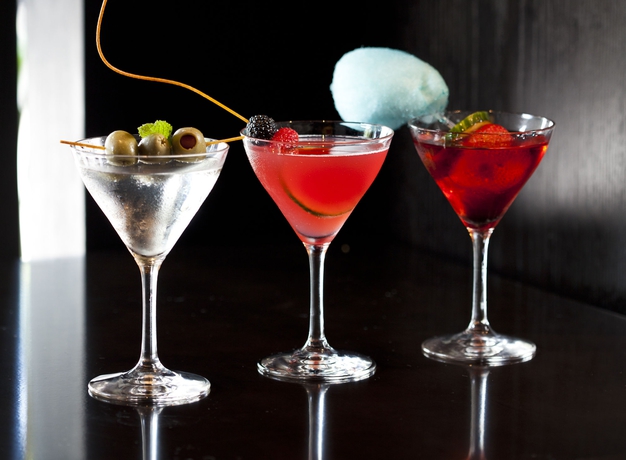 Imagen del bar/restaurante del Hotel Derek. Foto 3