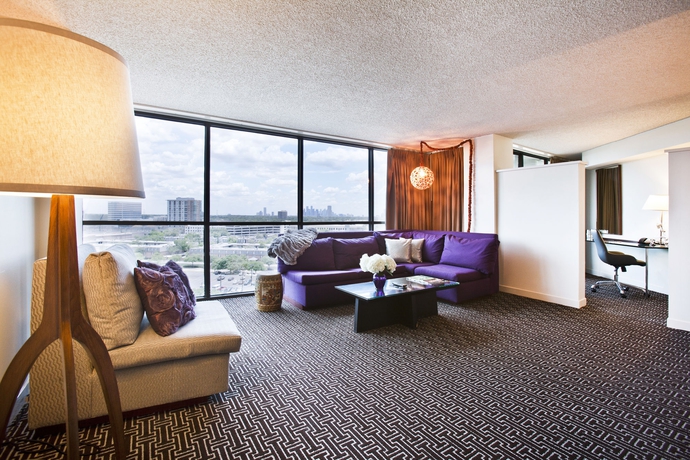 Imagen de la habitación del Hotel Derek. Foto 8