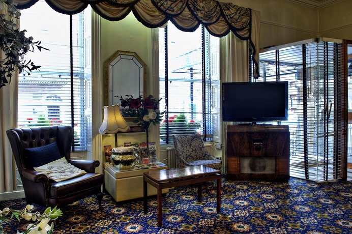 Imagen de los interiores del Hotel Dergvale. Foto 12